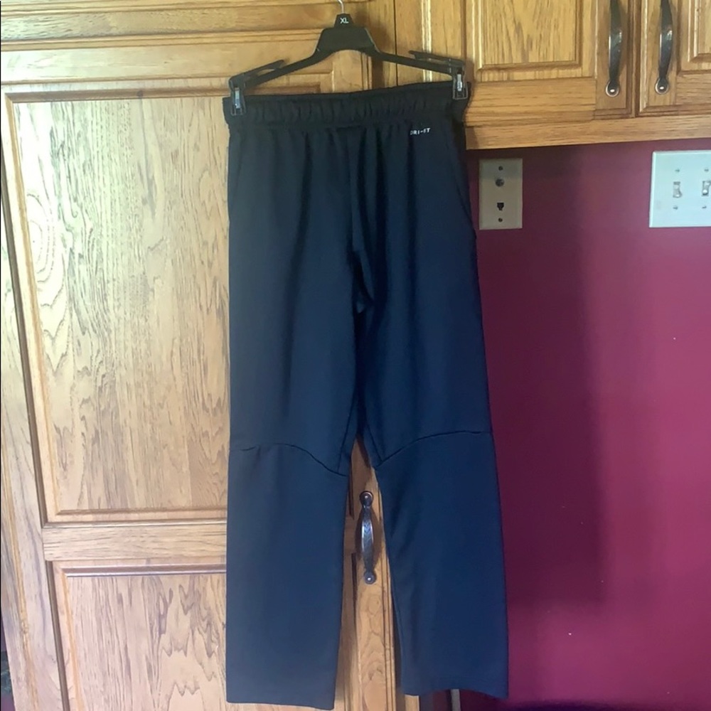 sweatpants - Picture 2 of 5